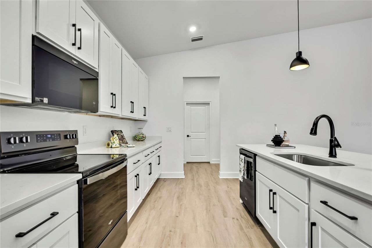 6589 Freeport Drive , Spring Hill, FL 34608 Photo