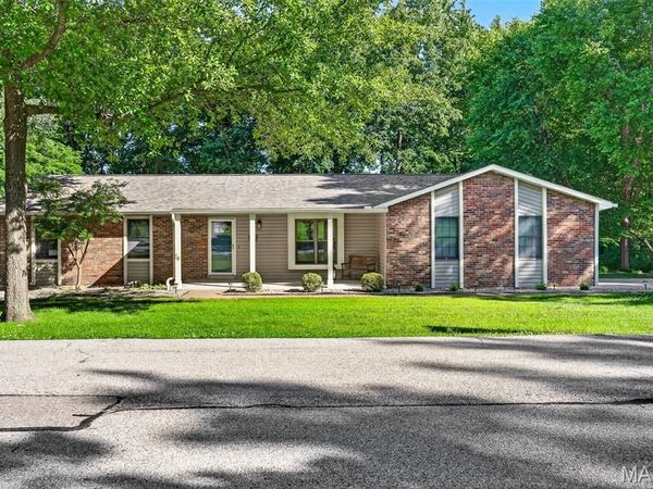 5919 Lafayette Drive, Weldon Spring, MO 63304
