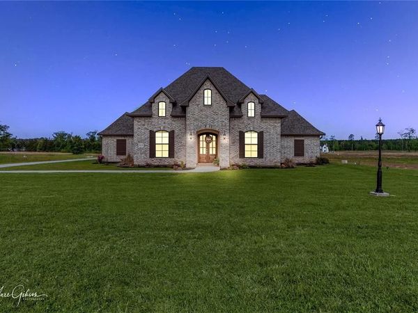8670 Simpson Road, Shreveport, LA 71129