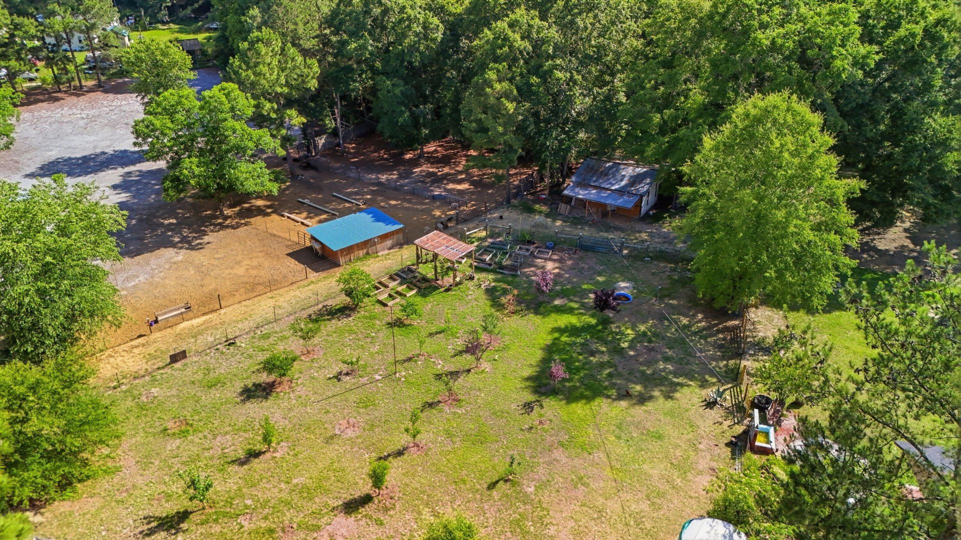 155 Sweatman Road Photo 30