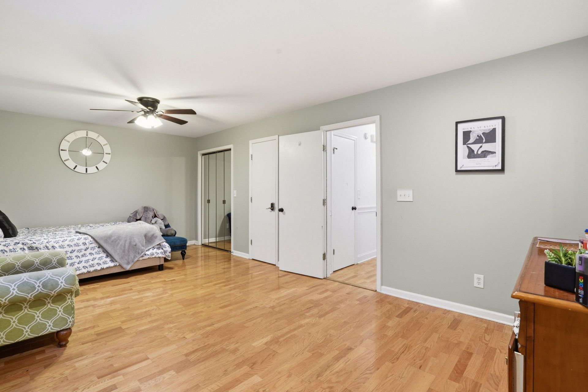 155 Sweatman Road Photo 8