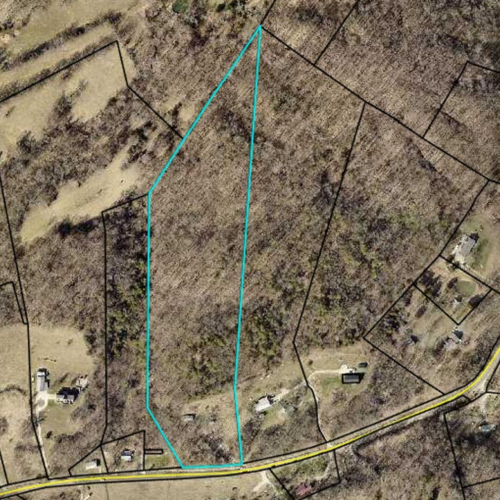 2116 Paint Lick Road, Paint Lick, KY 40461