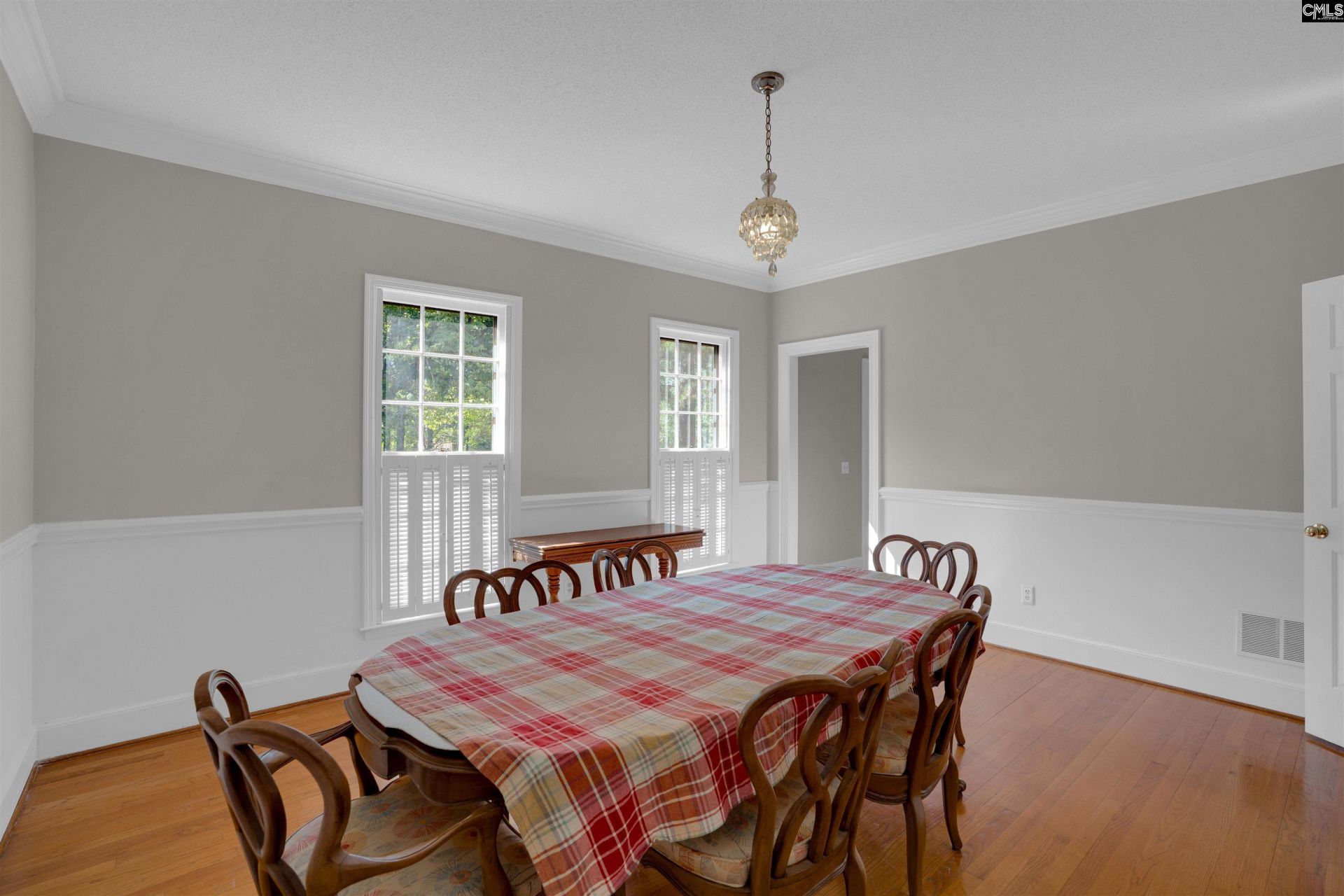 827 E Springs Road Photo 11
