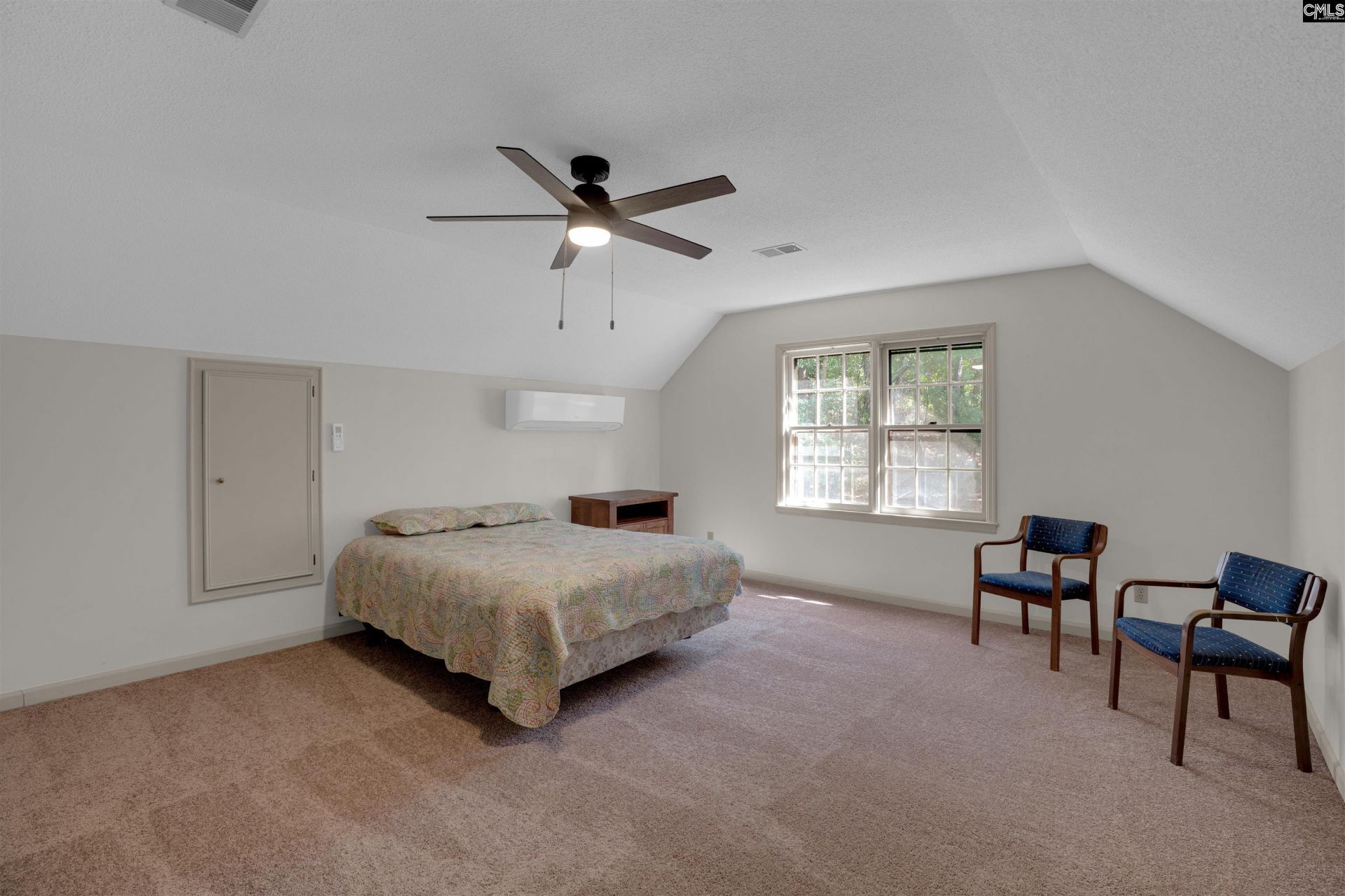 827 E Springs Road Photo 26