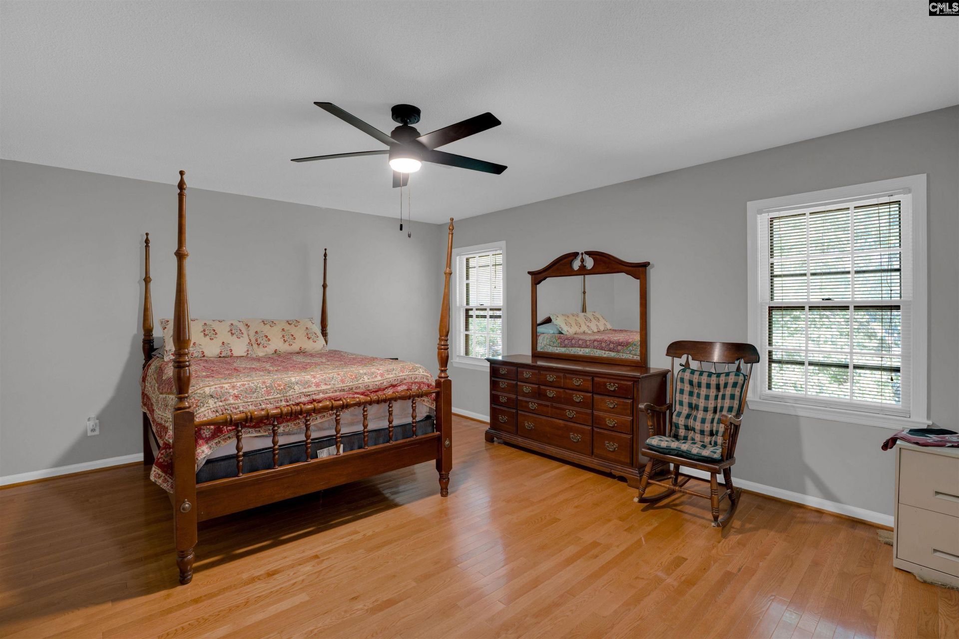 827 E Springs Road Photo 35