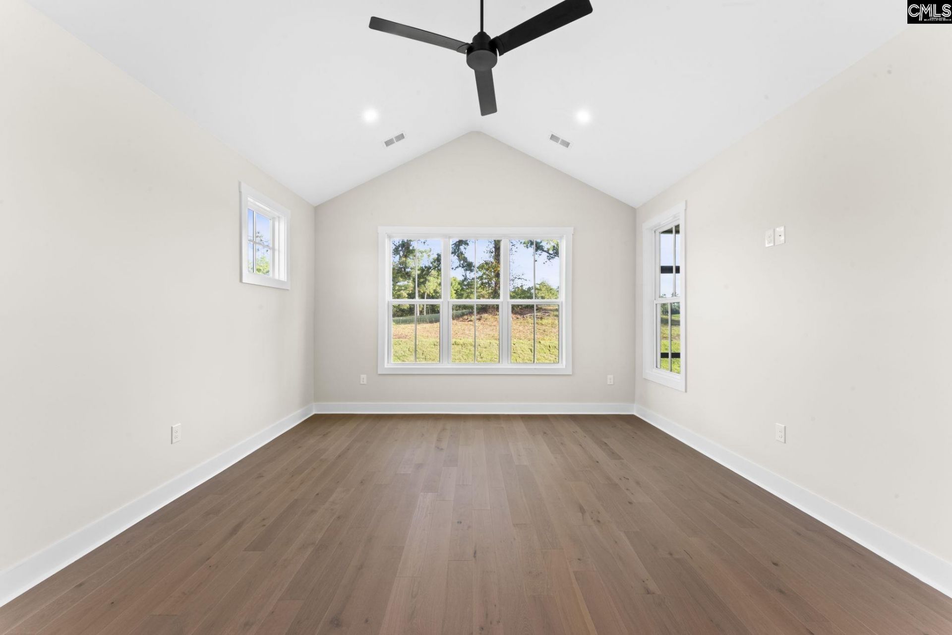 2033 Fairway View Photo 28