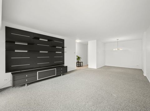 Main Photo