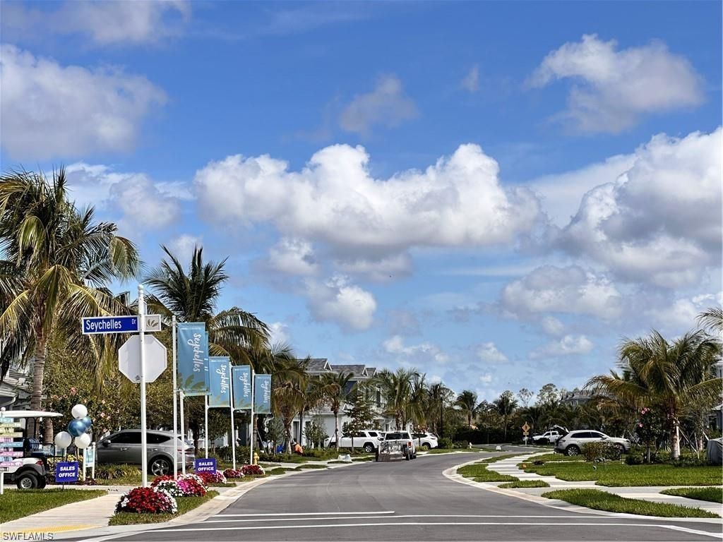 2646 Seychelles Cir , Unit 2701, Naples, FL 34112 Photo