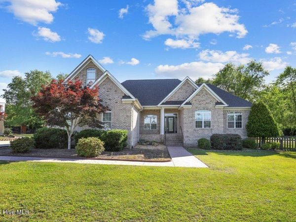 117 Oak Summit Drive, Pikeville, NC 27863