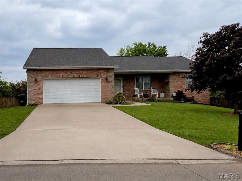 308 Mark Avenue , Jackson, MO 63755 Main Photo