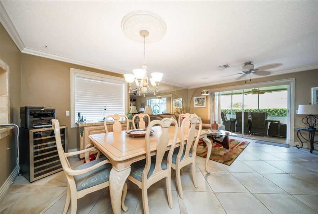 338 Waterside Drive, Hypoluxo, FL 33462 Photo