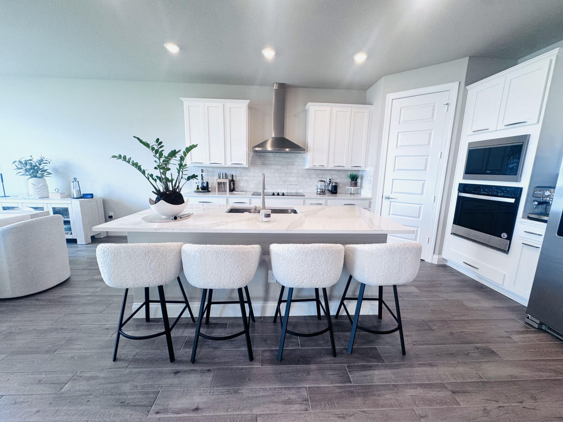 6489 NW Cloverdale Avenue, Port Saint Lucie, FL 34987 Photo