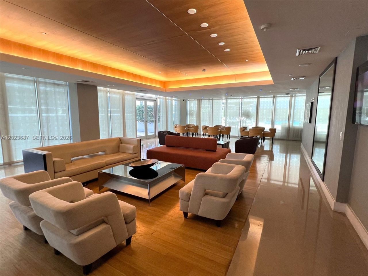 55 SE 6th St, Unit 1506, Miami, FL 33131 Photo
