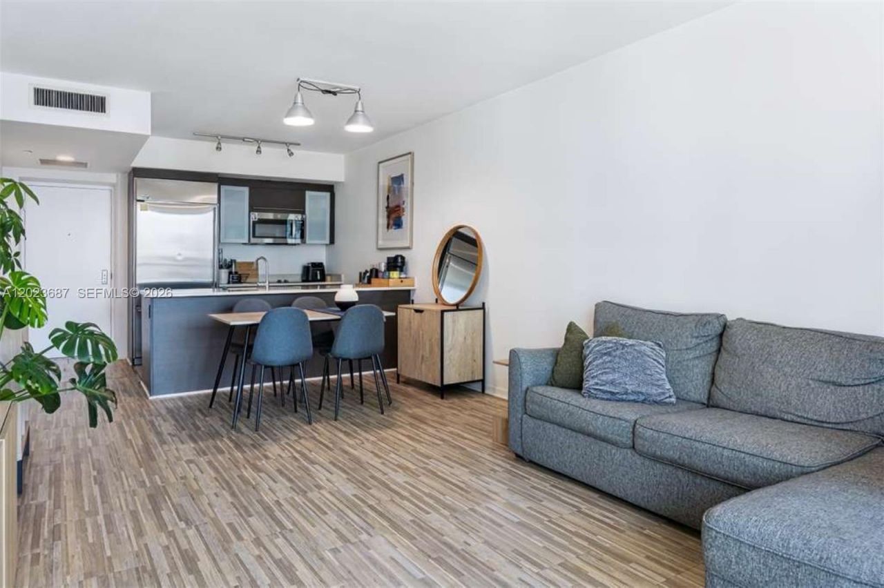 55 SE 6th St, Unit 1506, Miami, FL 33131 Photo