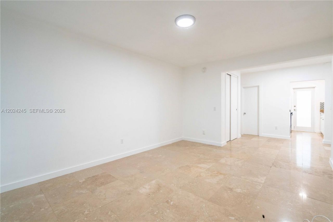 1120 Euclid Ave, Unit 6, Miami Beach, FL 33139 Photo