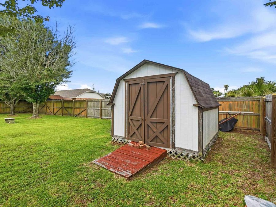 Property Image 38