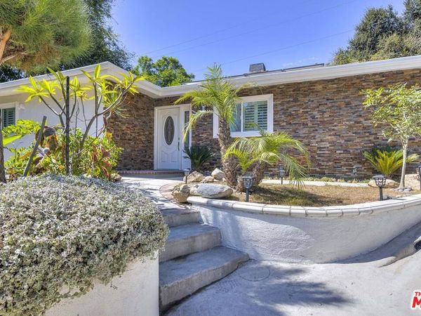 4923 Burgoyne Lane, La Canada Flintridge, CA 91011