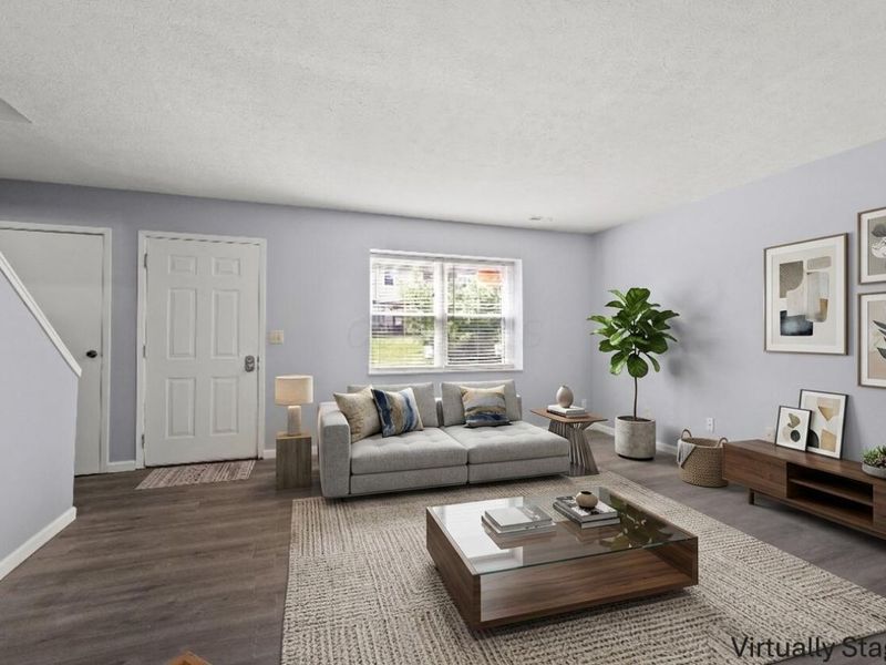 4919 Dublin Falls, Unit C, Columbus, OH 43221 Photo 2