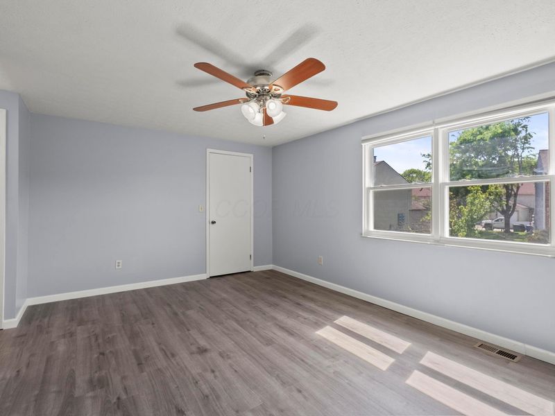 4919 Dublin Falls, Unit C, Columbus, OH 43221 Photo 27