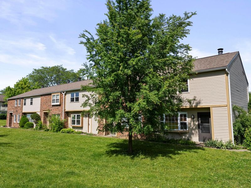 4919 Dublin Falls, Unit C, Columbus, OH 43221 Photo 35