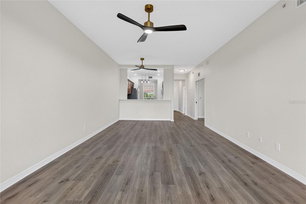 915 Fairwaycove Lane, Unit 101, Bradenton, FL 34212 Photo