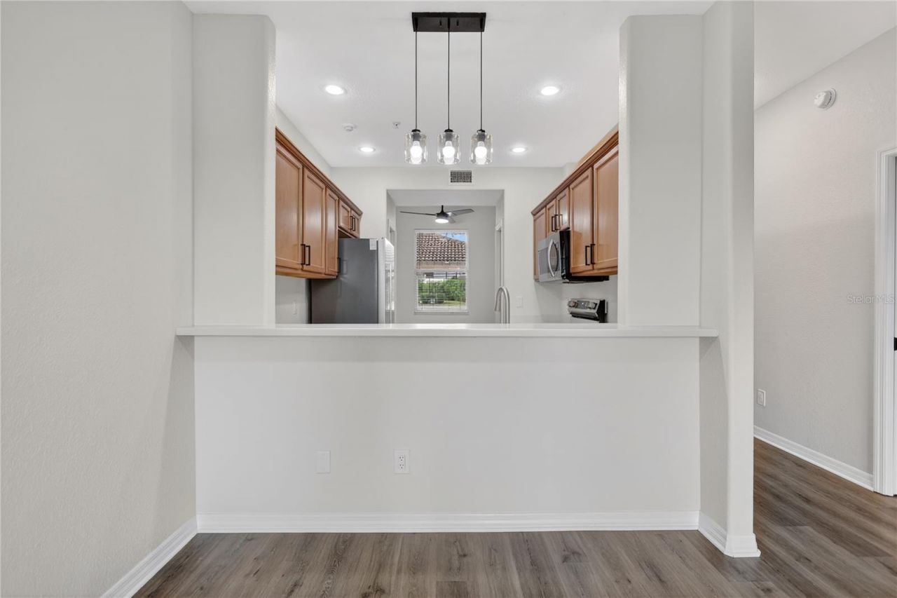 915 Fairwaycove Lane, Unit 101, Bradenton, FL 34212 Photo