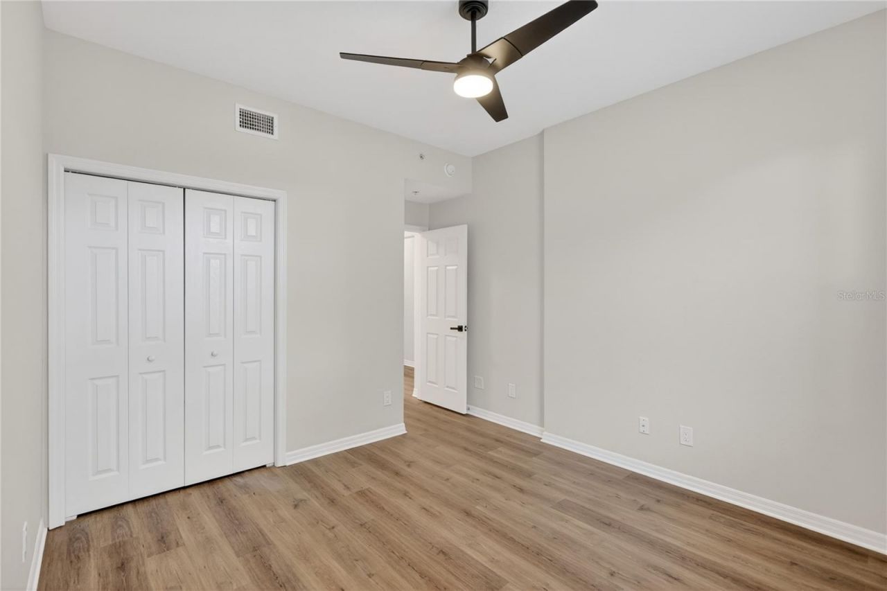 915 Fairwaycove Lane, Unit 101, Bradenton, FL 34212 Photo