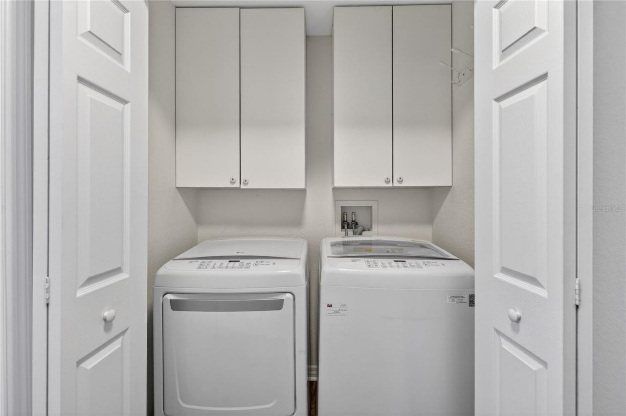 915 Fairwaycove Lane, Unit 101, Bradenton, FL 34212 Photo