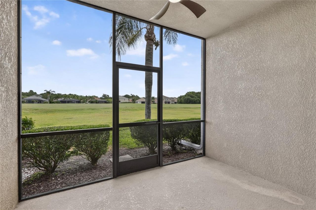 915 Fairwaycove Lane, Unit 101, Bradenton, FL 34212 Photo