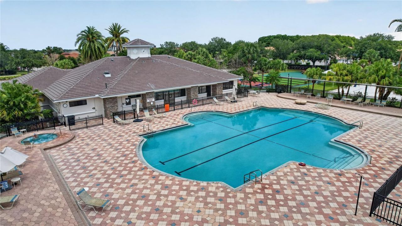 915 Fairwaycove Lane, Unit 101, Bradenton, FL 34212 Photo