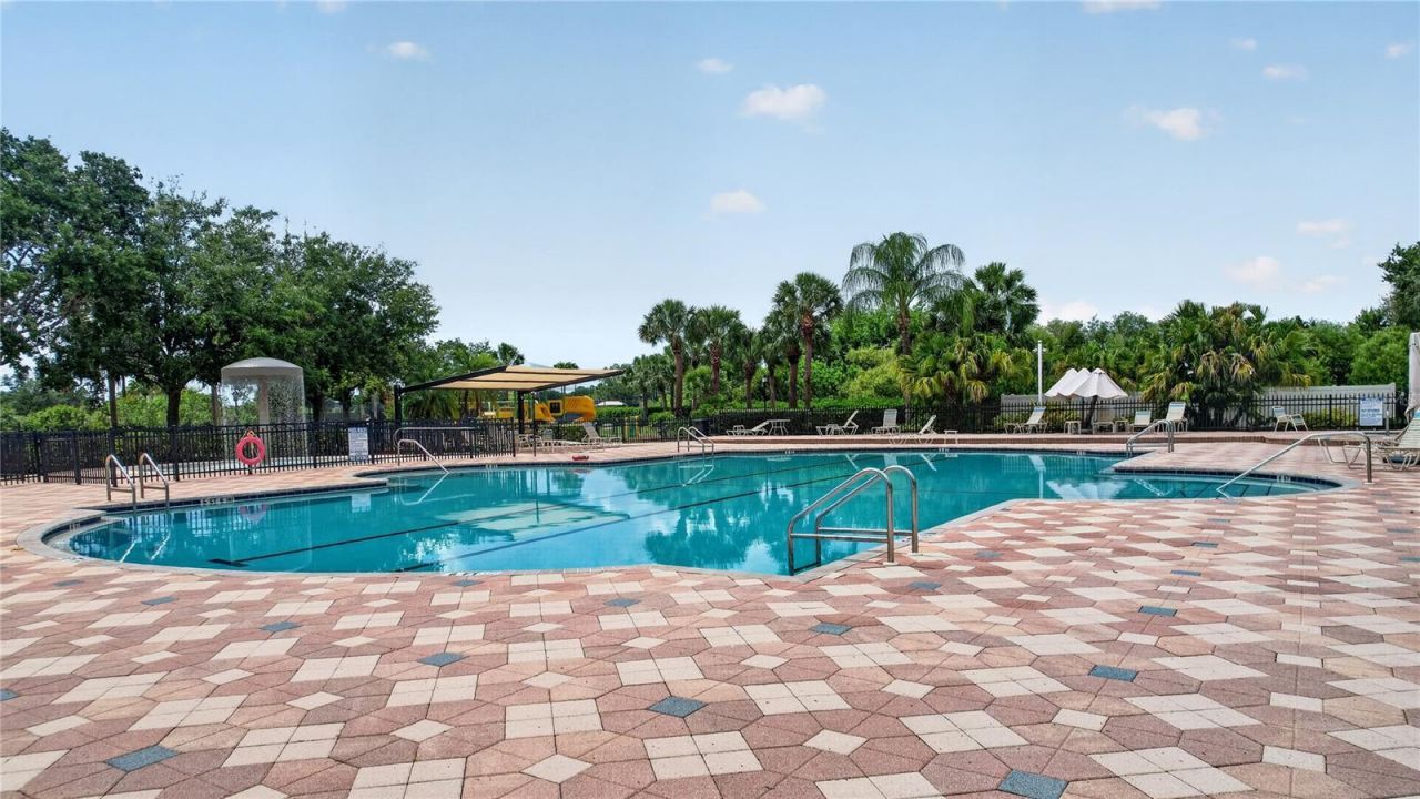 915 Fairwaycove Lane, Unit 101, Bradenton, FL 34212 Photo