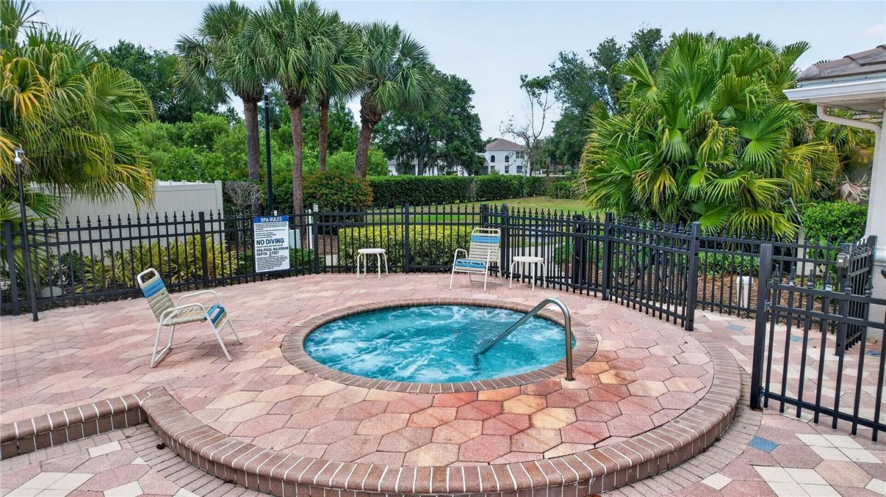 915 Fairwaycove Lane, Unit 101, Bradenton, FL 34212 Photo