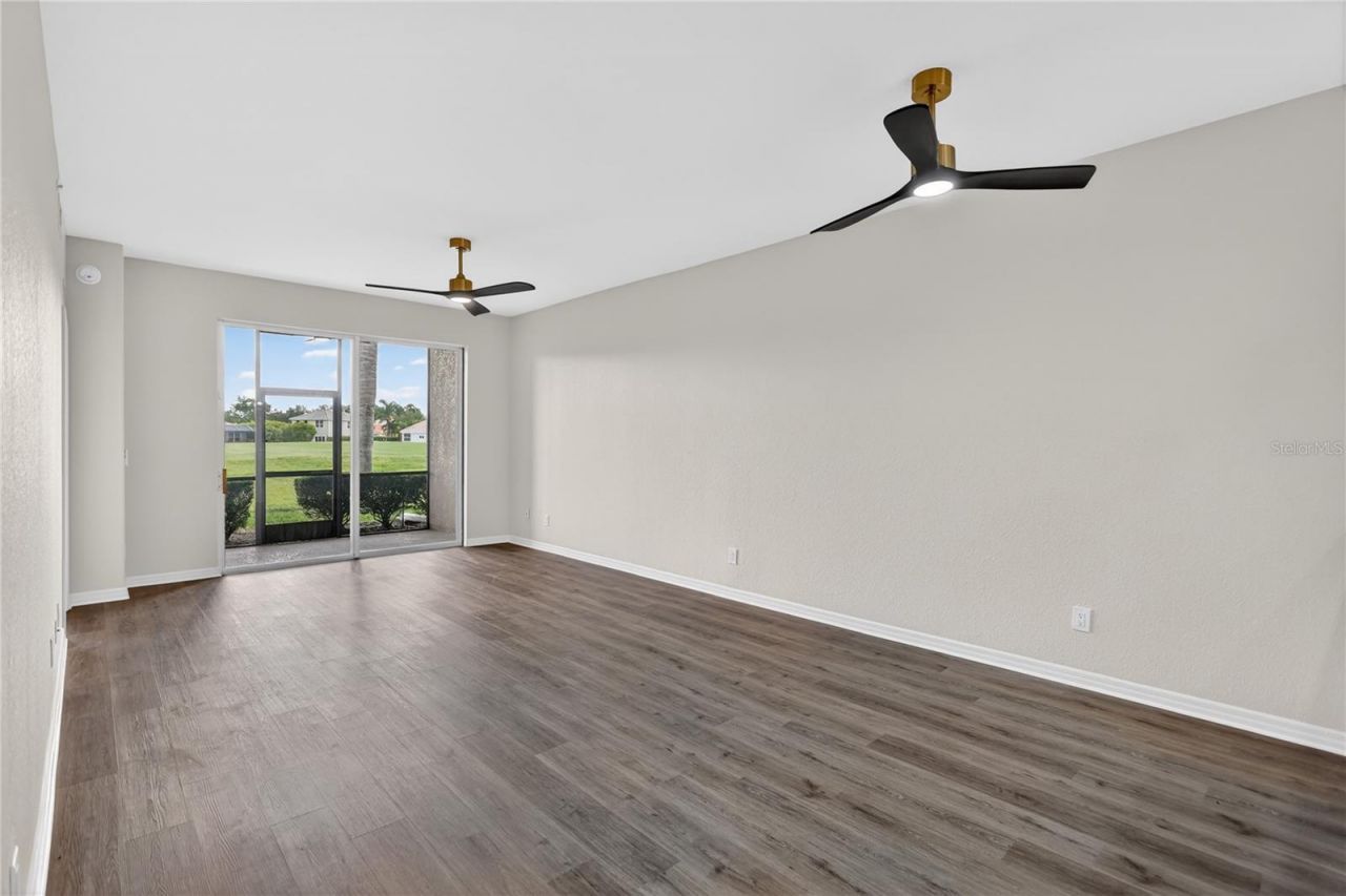 915 Fairwaycove Lane, Unit 101, Bradenton, FL 34212 Photo