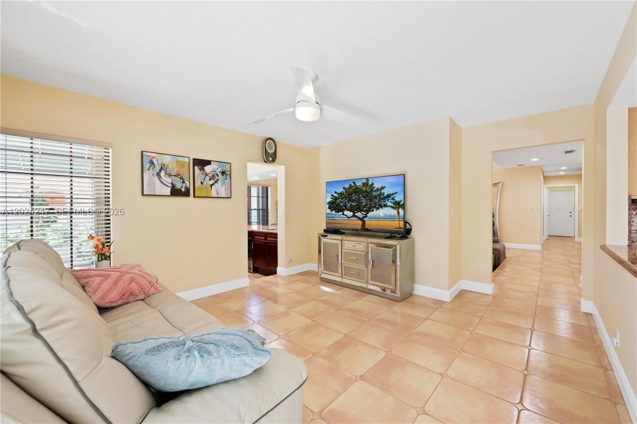21718 Club Villa Ter, Boca Raton, FL 33433 Photo