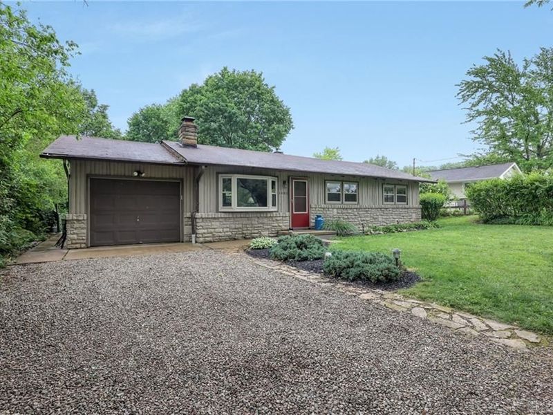 1401 E Choctaw Drive, London, OH 43140 Photo 22