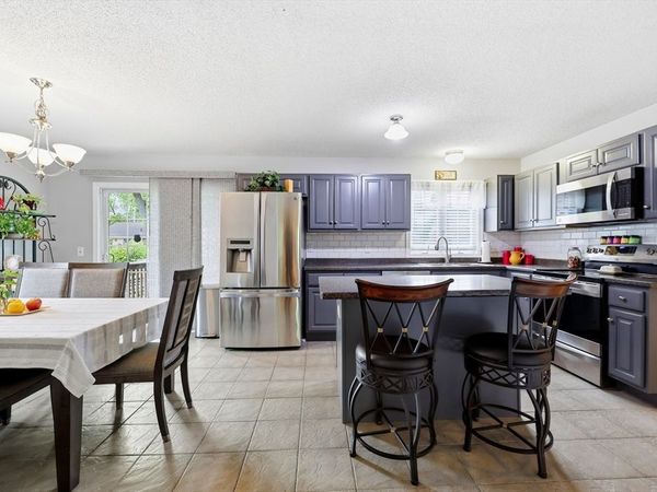 189 Seymour Ave, Springfield, MA 01109