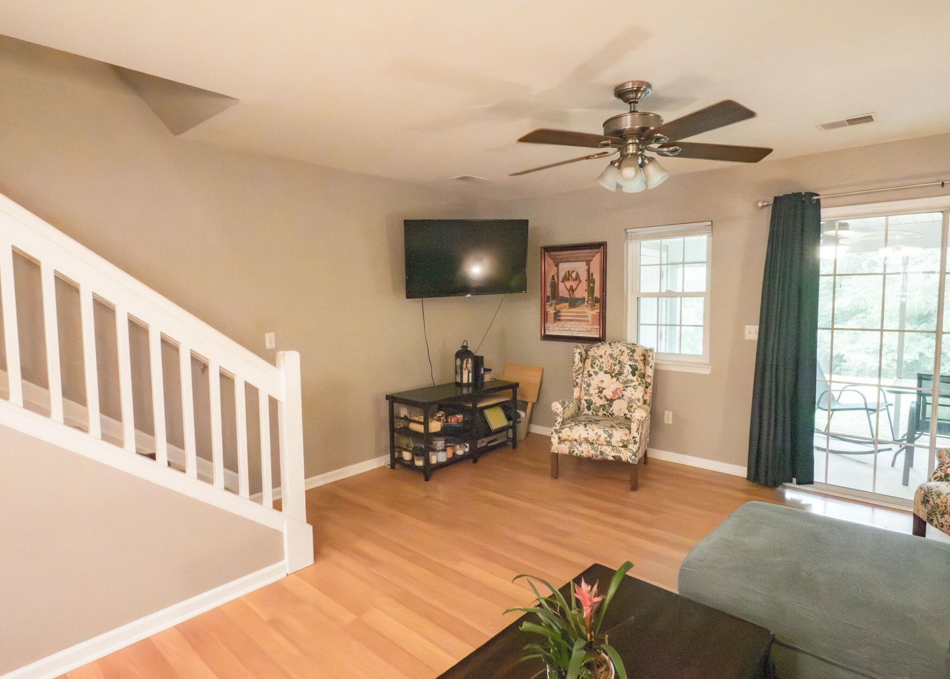 7919 Shadow Oak Drive Photo 10