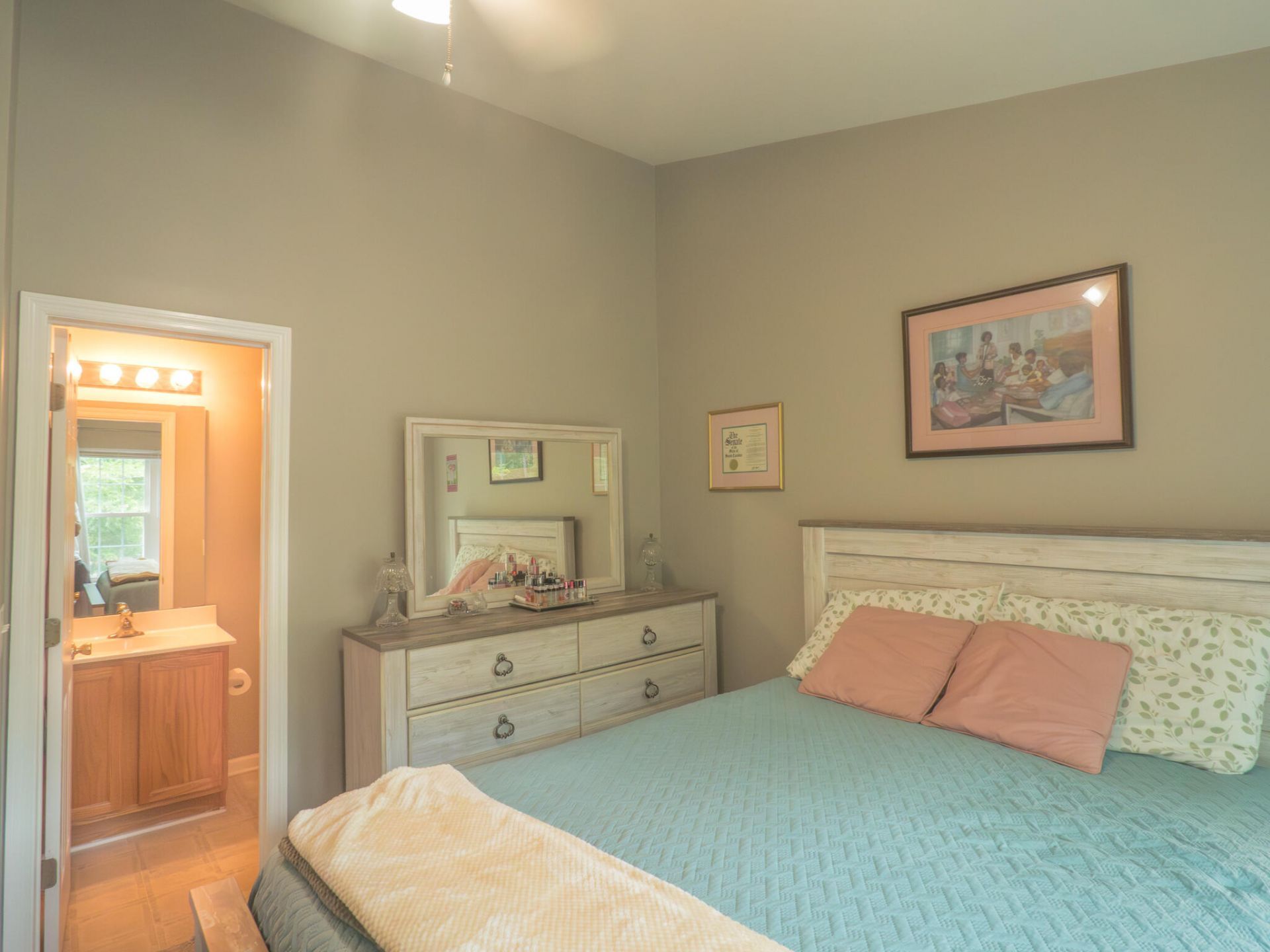 7919 Shadow Oak Drive Photo 21