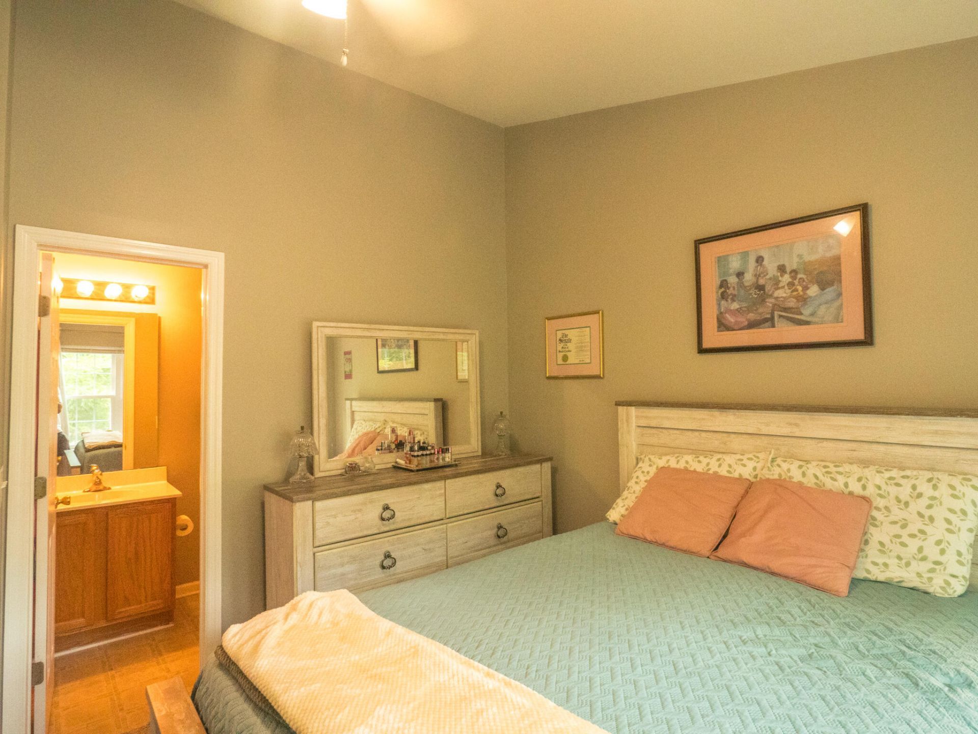 7919 Shadow Oak Drive Photo 5