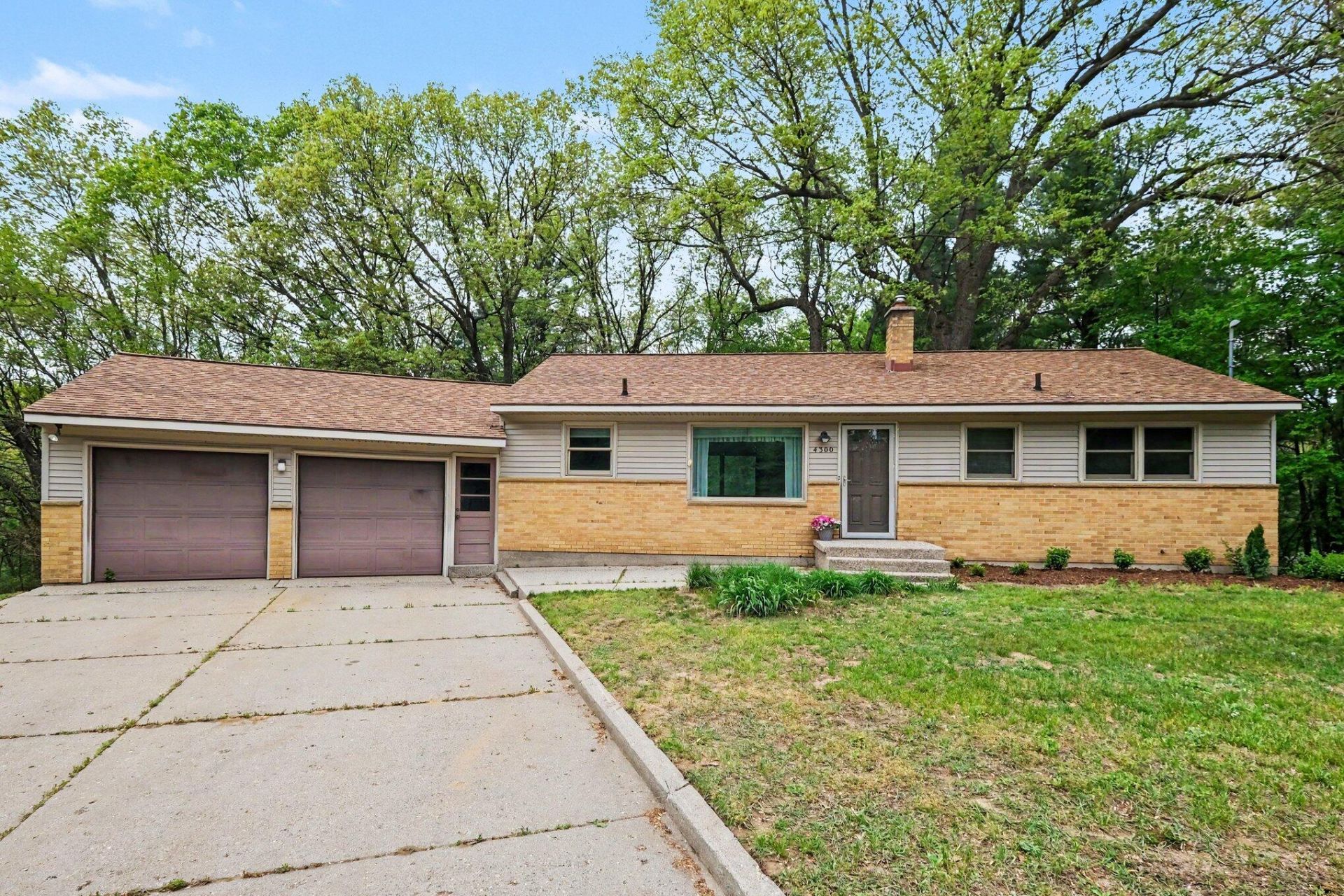 4300 Rezen Court Ne, Rockford, MI 49341 Main Photo