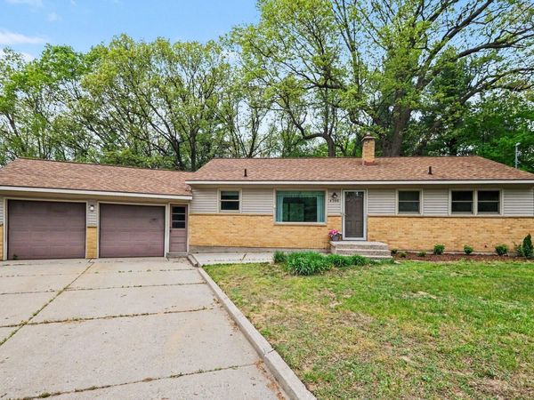 4300 Rezen Court NE, Rockford, MI 49341