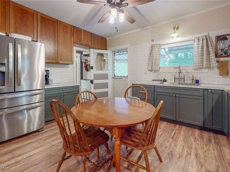 136 E Wheeling Street, Cadiz, OH 43907 Photo 10