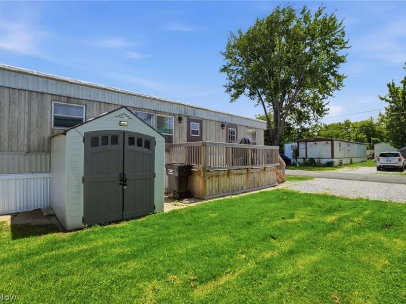 137 Marilyn Drive, Madison, OH 44057 Photo 3
