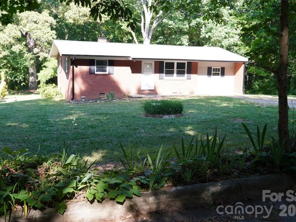 187 Owens Street , Ellenboro, NC 28040