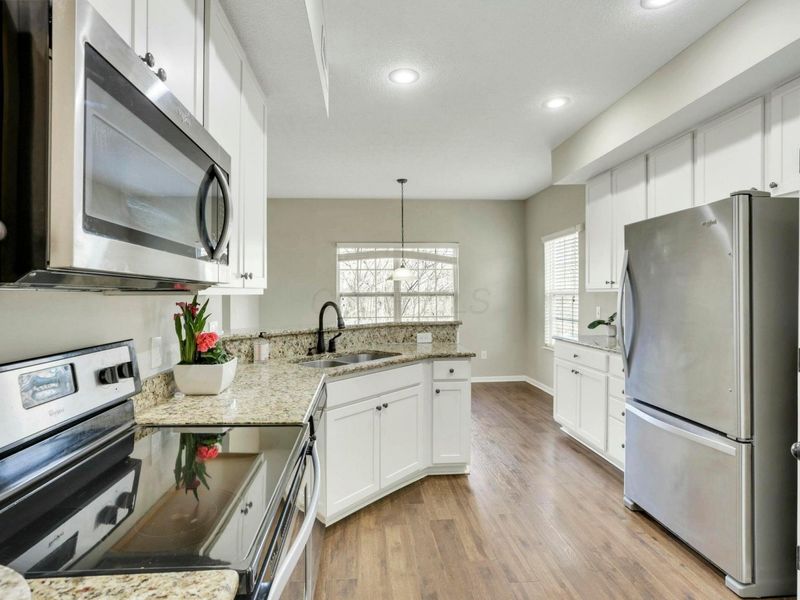 505 Wintergreen Way, Lewis Center, OH 43035 Photo 14