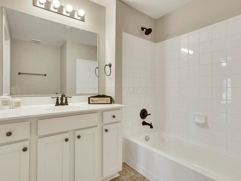 505 Wintergreen Way, Lewis Center, OH 43035 Photo 28