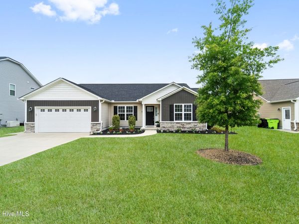 242 Legacy Lane, Newport, NC 28570