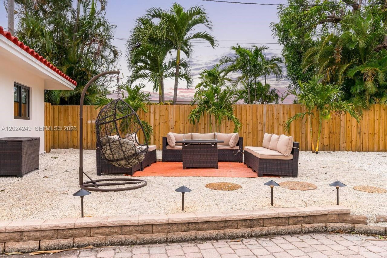 5250 NE 15th Ave , Fort Lauderdale, FL 33334 Photo