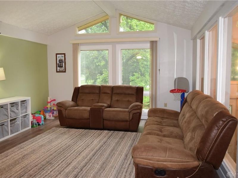 7356 Dayton Farmersville Road, Dayton, OH 45417 Photo 13