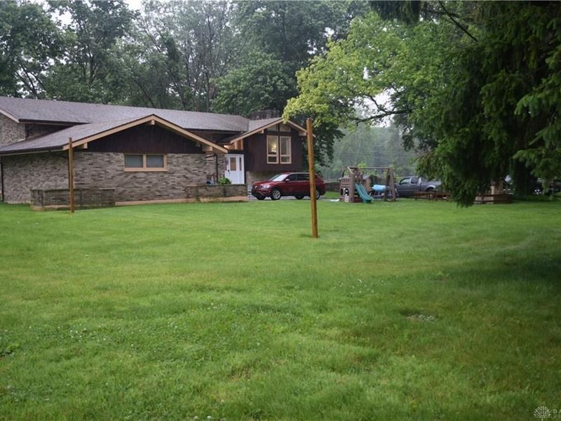 7356 Dayton Farmersville Road, Dayton, OH 45417 Photo 6